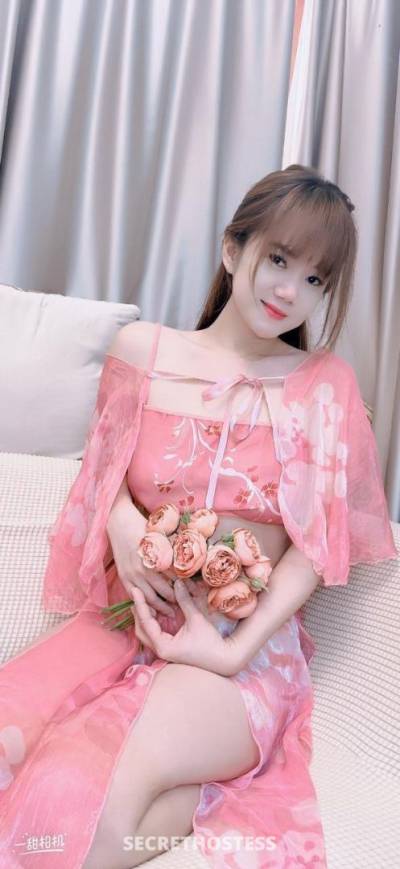 22 Year Old Asian Escort Abu Dhabi - Image 2