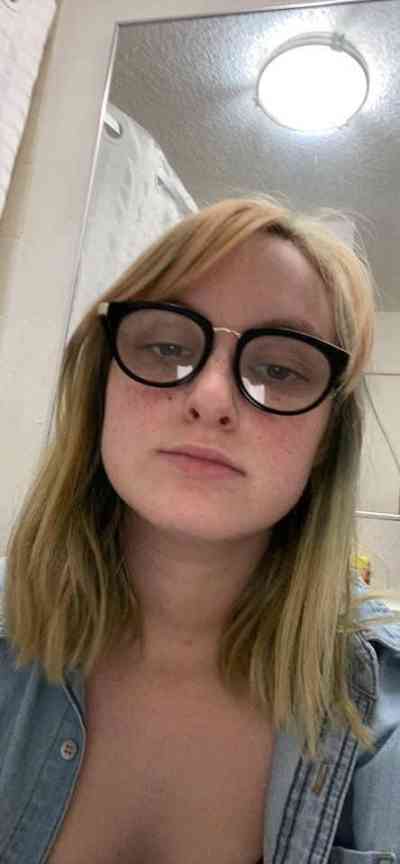 30 year old Escort in Eastern Kentucky KY I am down for hookup