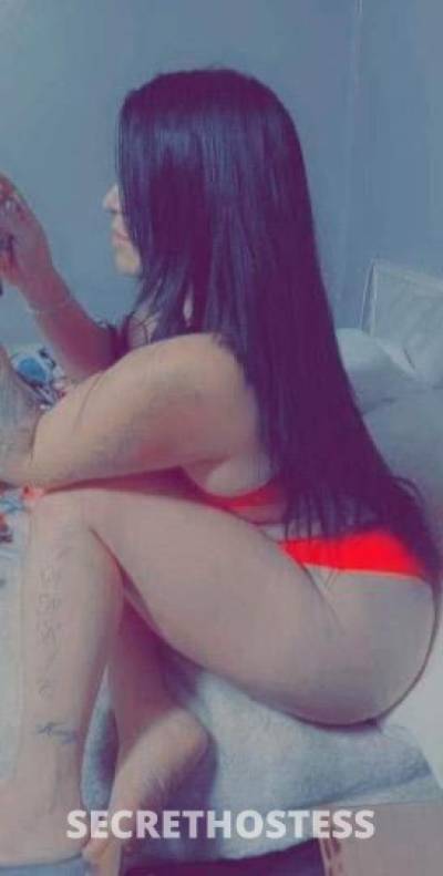 28 year old Latino Escort in Denver CO Ask bout my daily special incall/outcall/fs sexy big booty 