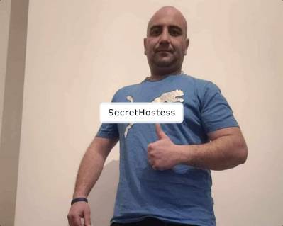 30 year old Escort in Leeds Escort male only for lady's