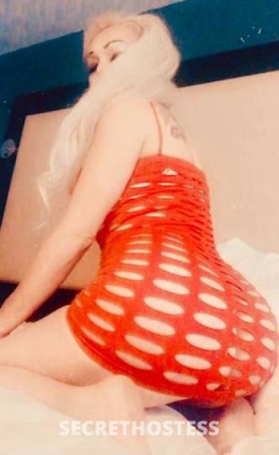 35 year old Escort in Santa Cruz CA hourglass figured busty blonde unlimited fun