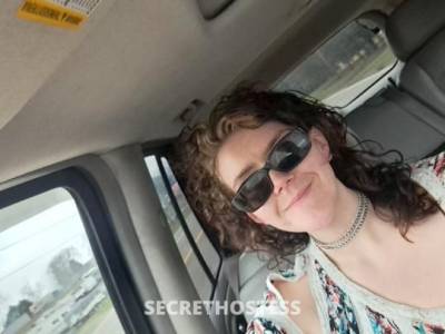 24 year old Escort in Knoxville TN outcall car call if we can use yours