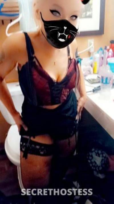 Experienced outgoing mature woman in Minneapolis MN