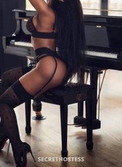 Lizzie ❤ Mia ❤ Switch Lounge Kasarani, escort in Nairobi