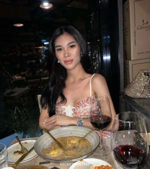 22Yrs Old Escort 155CM Tall Cebu City Image - 3