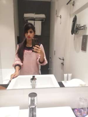 22Yrs Old Escort 167CM Tall Dubai Image - 2