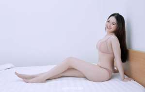 25Yrs Old Escort 168CM Tall Muscat Image - 3