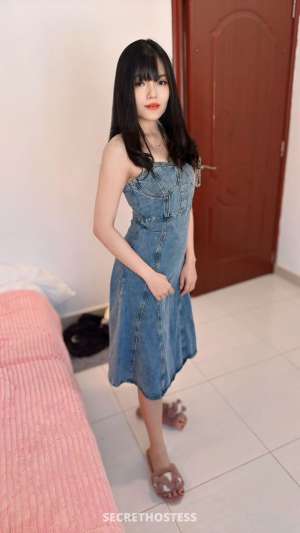27 Year Old Asian Escort Muscat - Image 4