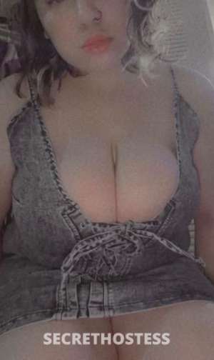 21 year old Escort in Chattanooga TN Its Saturday.Now spend time with me Bitch