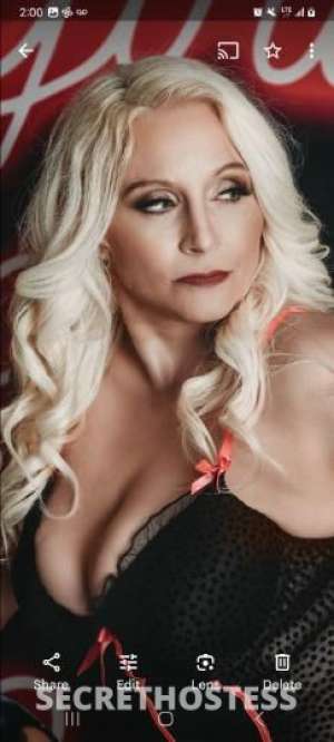 ChrissySnow 43Yrs Old Escort Edmonton Image - 2