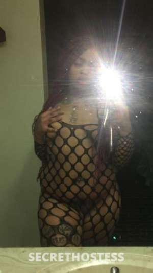 22 year old Escort in Hattiesburg MS Red and Juicy