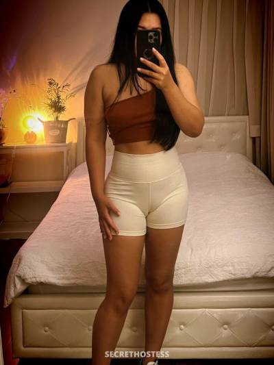 27 Year Old Asian Escort - Image 2