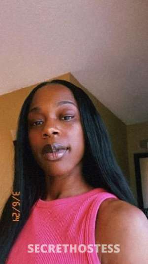 25 year old Escort in Harrisburg PA SLIM GOODY !! SMOOTH CHOCOLATE SKIN BIG SEXY LIPS* SEXY &amp