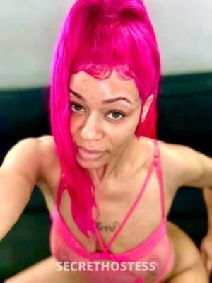 26 year old Escort in Atlanta GA Fun with Pink Berri
