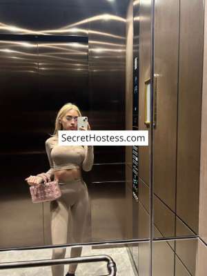 20 Year Old Caucasian Escort Dubai Blonde Green eyes - Image 3