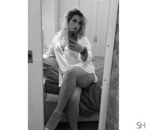 30 year old Escort in Dublin TV Clara Party Girl