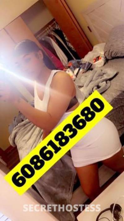 Rosie 22Yrs Old Escort Madison WI Image - 1