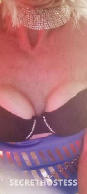 Shelly/Blue 49Yrs Old Escort Lexington KY Image - 1