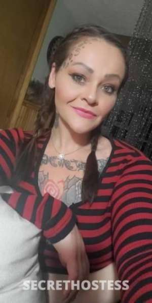 35 year old Escort in Huntington WV Fun, sexy, and discreet MILF ready to meet