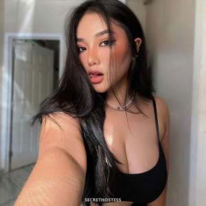 22 Year Old Indonesian Escort Abhā Blonde - Image 5