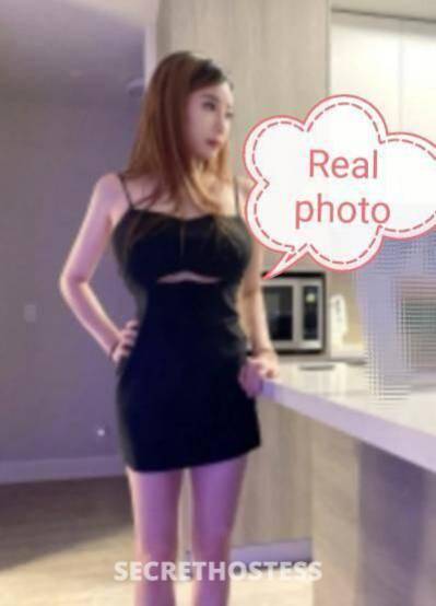 21 Year Old Asian Escort Vancouver - Image 1