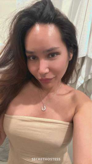 23 year old Asian Escort in Houston TX hi guys... first time here in houston