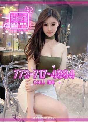 24 Year Old Asian Escort Chicago IL - Image 2