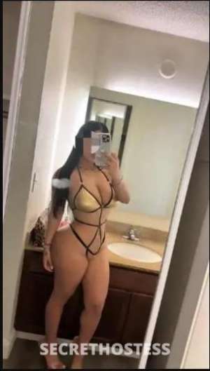 25years old Young hot sexy Latina in Queens NY