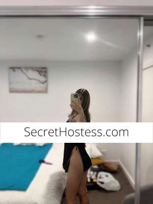 26 Year Old Thai Escort - Image 6