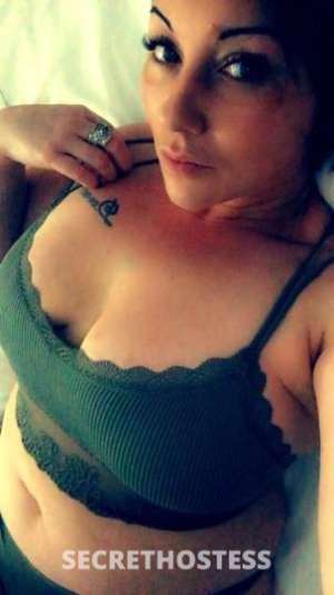 35 Year Old Italian Escort Detroit MI Redhead - Image 3