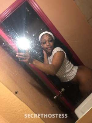 HennessyRemy 24Yrs Old Escort 165CM Tall Northern Michigan MI Image - 2