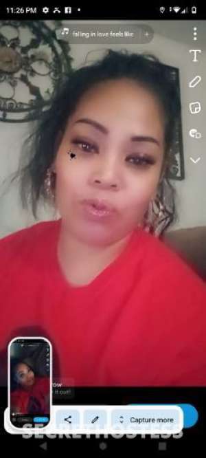 madera im here if any one want to come check this pussy out in Fresno CA