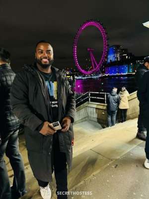 25 year old Brazilian Escort in London Hugo, Male companion