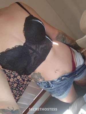 Bust Babe offering escort services in Coffs Harbour