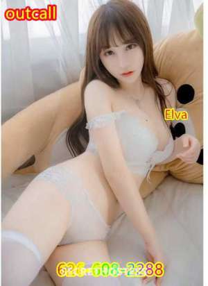 22 Year Old Asian Escort Los Angeles CA - Image 4