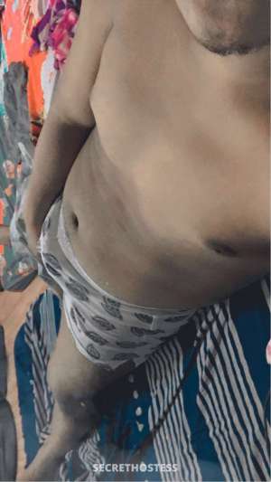 6 Footer Moreno, Male escort in Manila