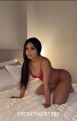 HIGHLY REVIEWD ASAIN and Persian BOMBSHELL in Medford OR