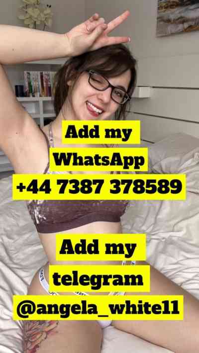 Am available for hookup in Egham