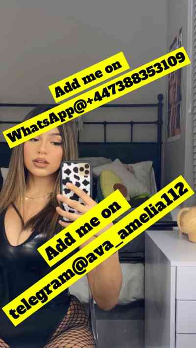 Am a vailable for hookup in Barri