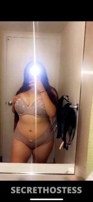 23 year old Latino Escort in Visalia CA Sexy Big Booty &amp; Juicy Titty Brunette