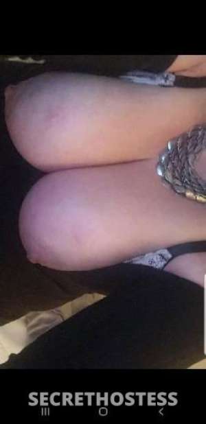 43 year old Escort in Jacksonville FL COME BANG on my door hubby GONE STEP MOM STEPMOM N town 