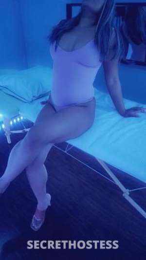 Jhanvi,Hazel,Lena 20Yrs Old Escort Toronto Image - 1