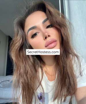 21 Year Old Escort Riyadh Brown Hair Green eyes - Image 5