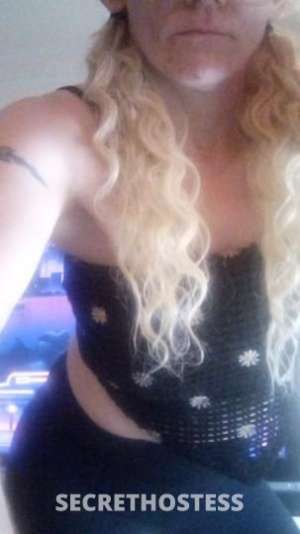 Skittles 30Yrs Old Escort Rockford IL Image - 4