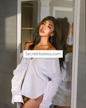 22 Year Old Asian Escort - Image 3