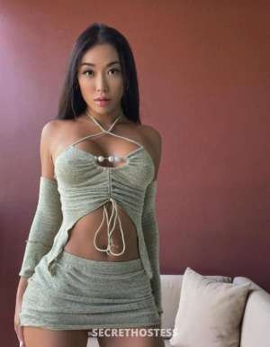 22 Year Old Thai Escort - Image 2