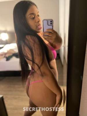 Puerto Rican College Student 100 Real Available Now in Los Angeles CA