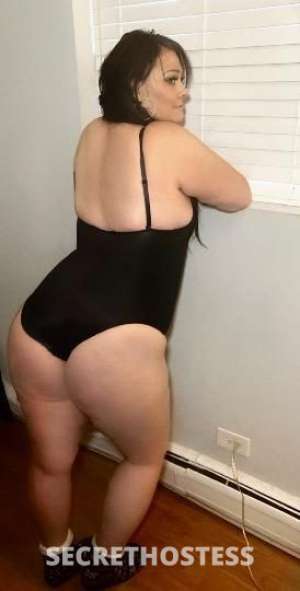 28 Year Old Escort Chicago IL - Image 3