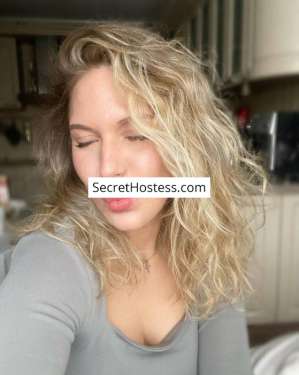 20 Year Old Caucasian Escort Riyadh Blonde Green eyes - Image 6