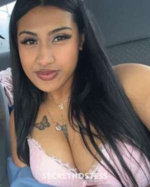 Indian islander princess in Everett WA